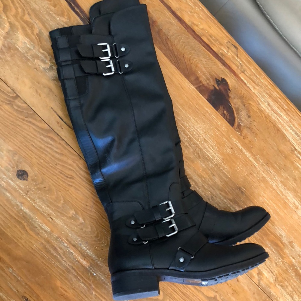 Black Dolce Vita Boots